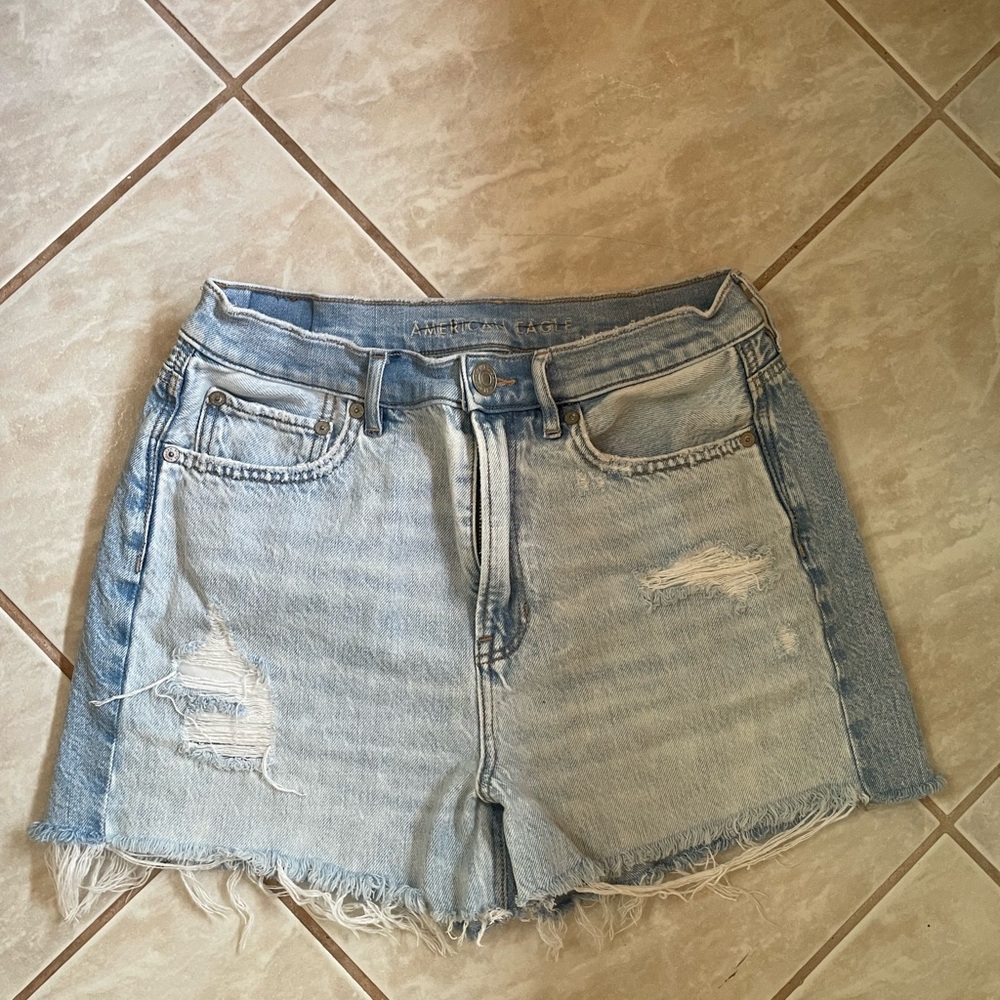 American Eagle Outfitters Women's Light Blue Denim Shorts